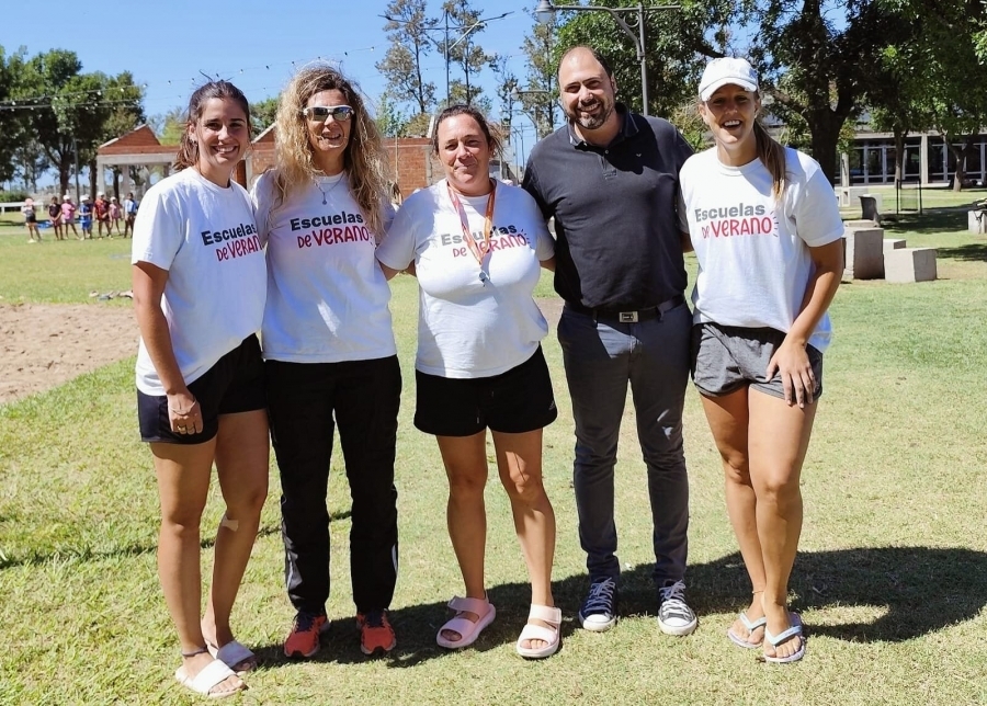 VISITA A LA COLONIA DE LA SUPERVISORA