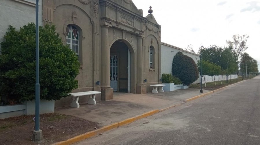 Mejora Lumínica En El Acceso Al Cementerio