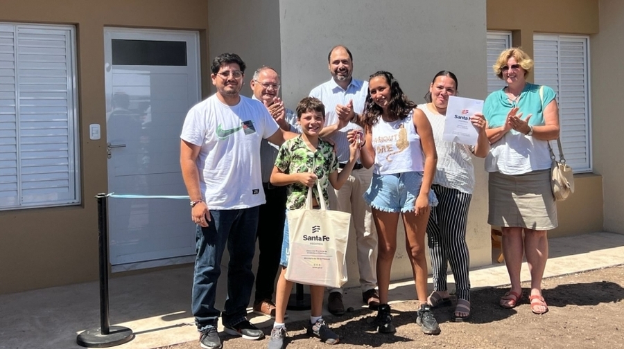 Inauguración De Viviendas y Entrega De Escrituras