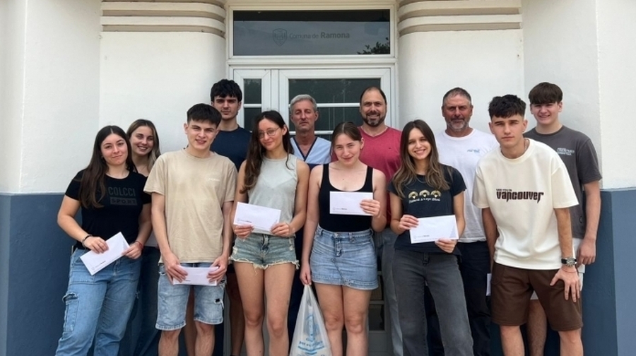 Reconocimiento A Nuevos Becados