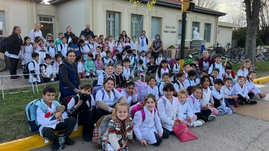 Celebración Del Día Del Árbol